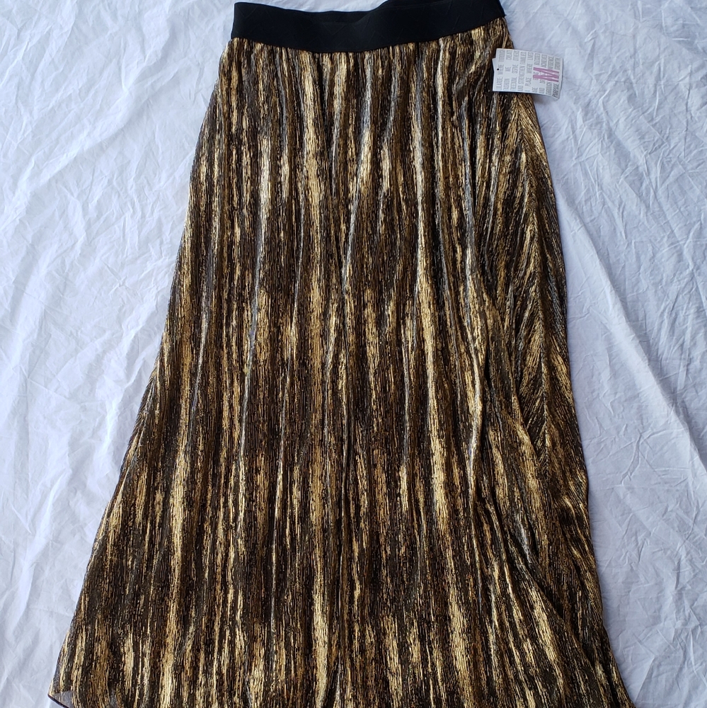 Lularoe Elegant Metallic Gold skirt